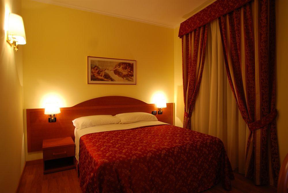 Rest Guesthouse Roma Ngoại thất bức ảnh