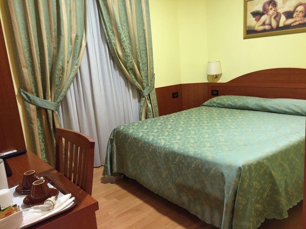 Rest Guesthouse Roma Ngoại thất bức ảnh