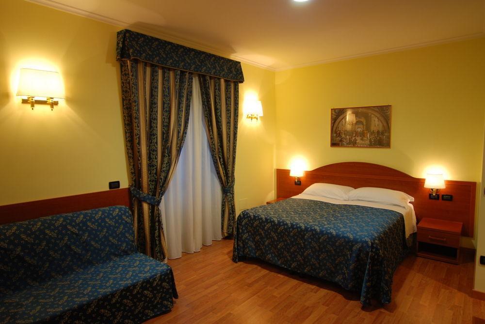 Rest Guesthouse Roma Ngoại thất bức ảnh
