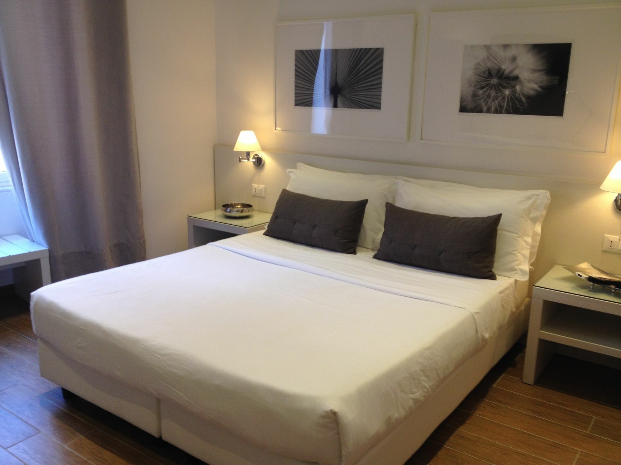 Rest Guesthouse Roma Ngoại thất bức ảnh